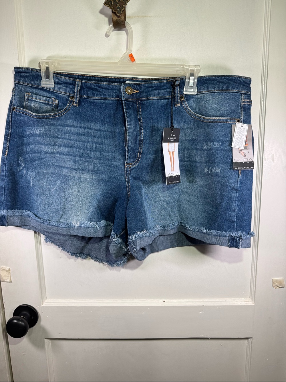 sofia by sofia vergara Blue Washed Denim Frayed Hem Shorts